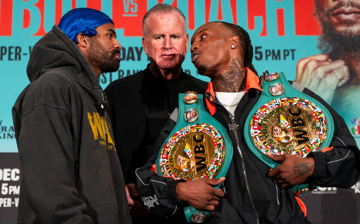 PitbullRoachRaspaldo (1)