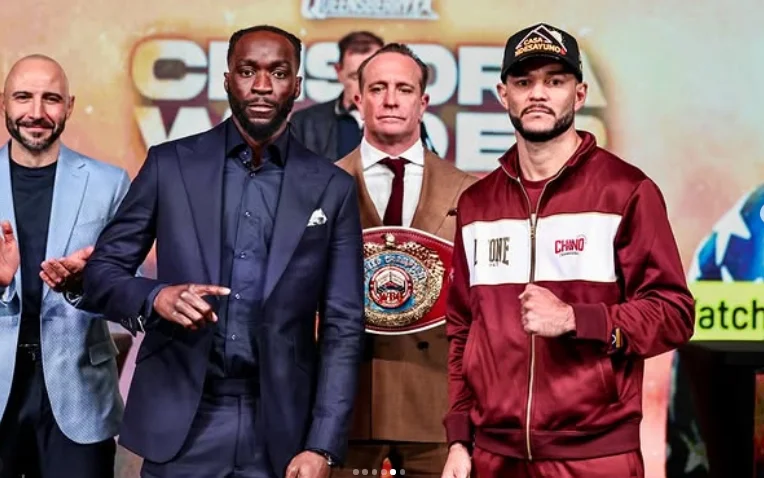 Endry Saavedra Vs Denzel Bentley en Londres