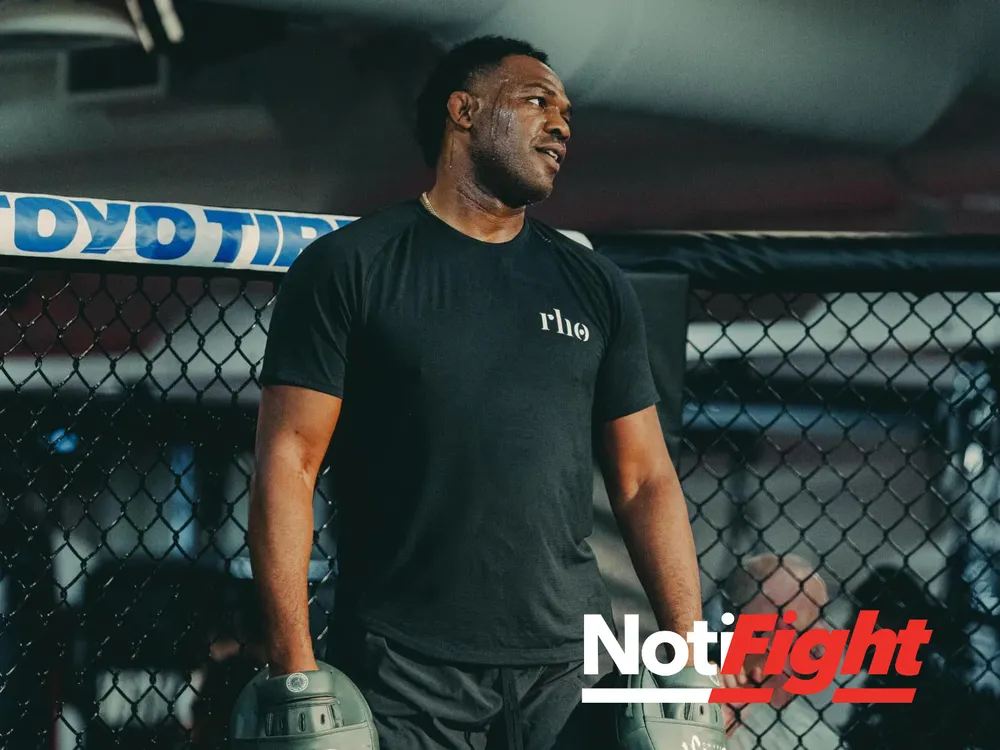 Jon Jones / Instagram: @jonnybones